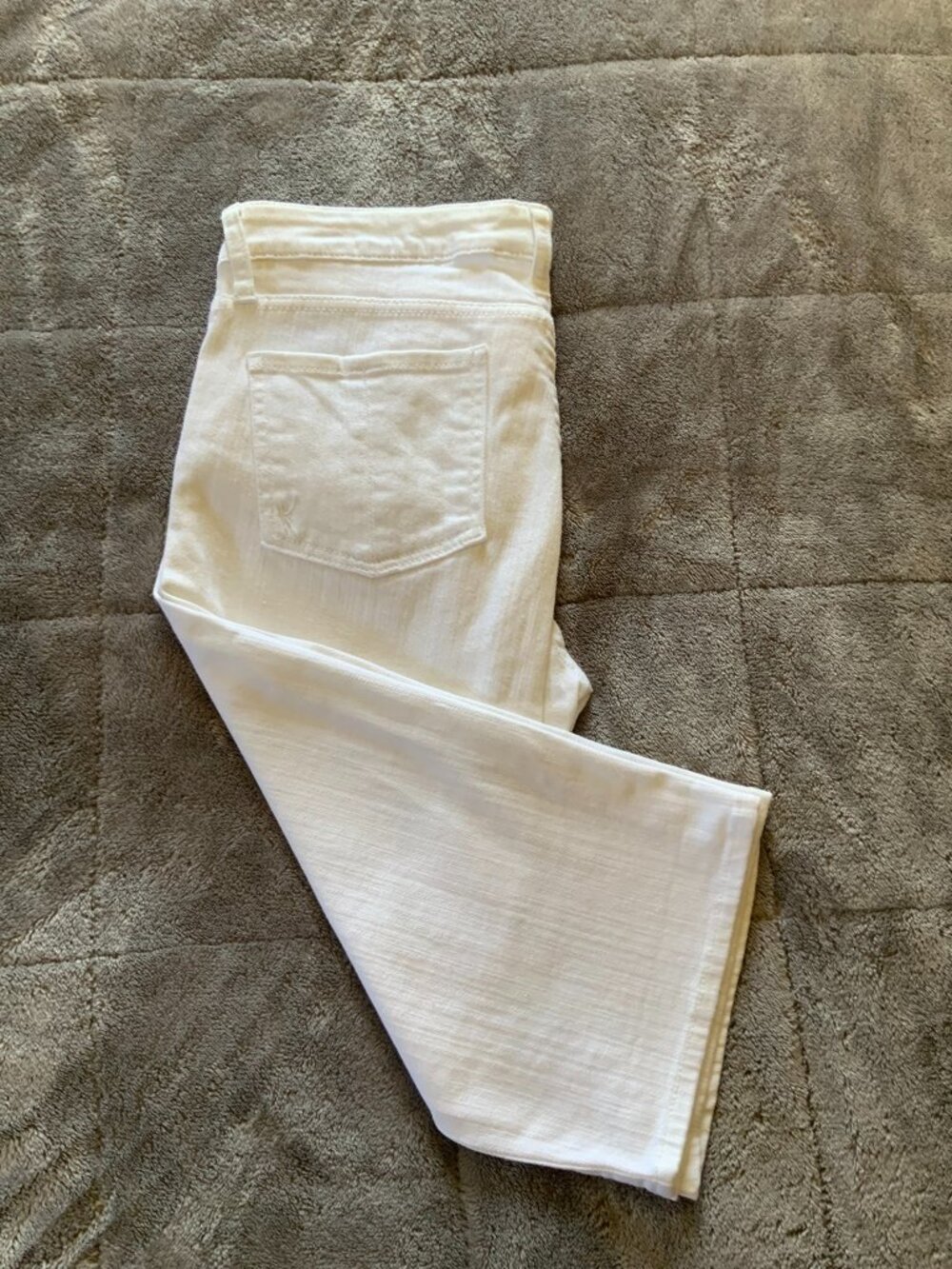 KUT from the Kloth Women's Size 6 White Capri Jeans (1289)